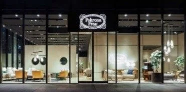Poltrona Frau 店舗外観