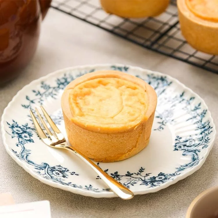 焼きタルトとフォーク