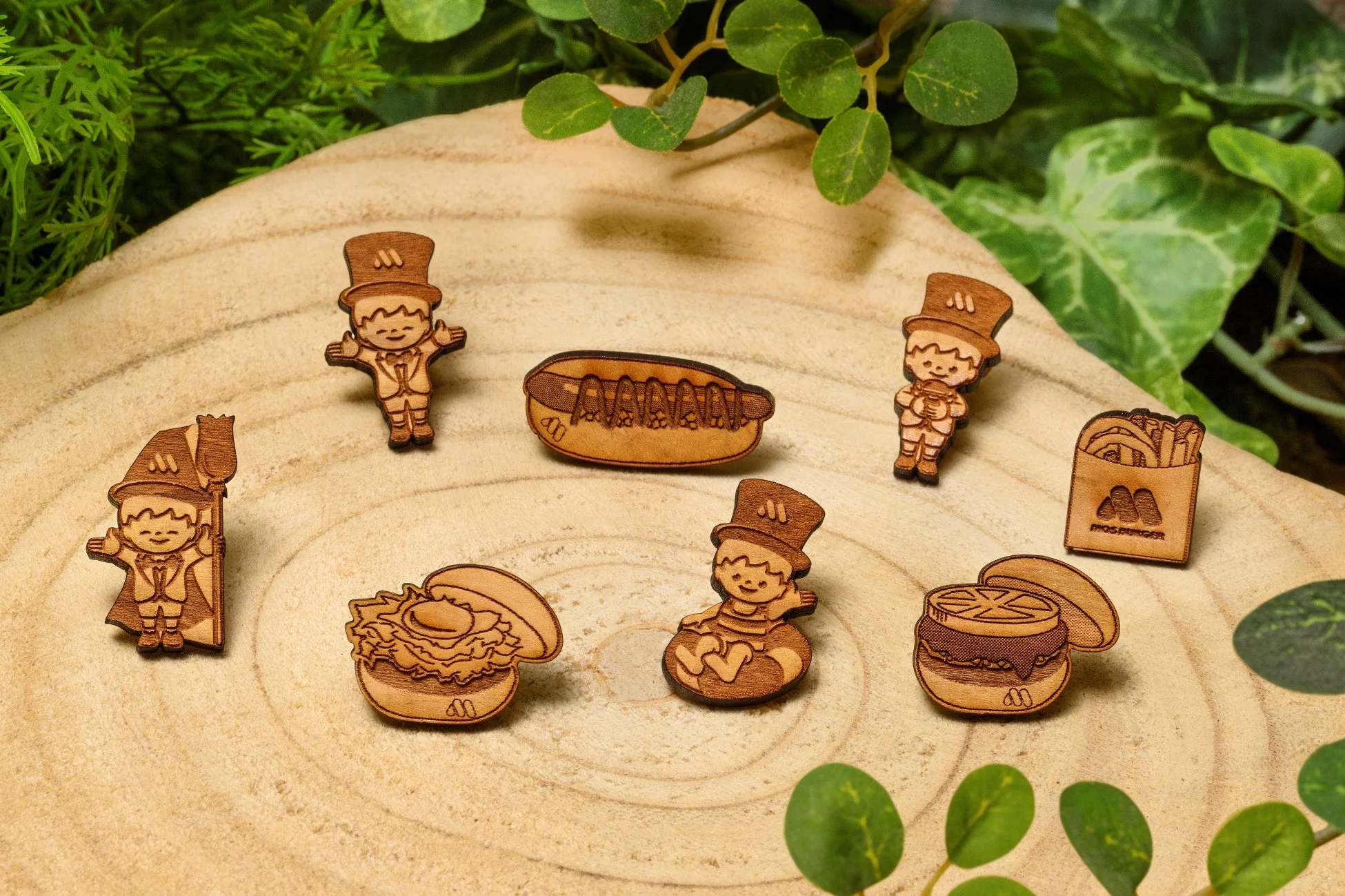 リルモスのピンバッジ