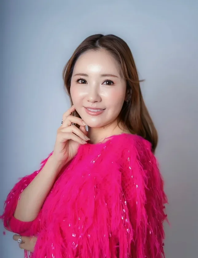 小川里奈氏のポートレート