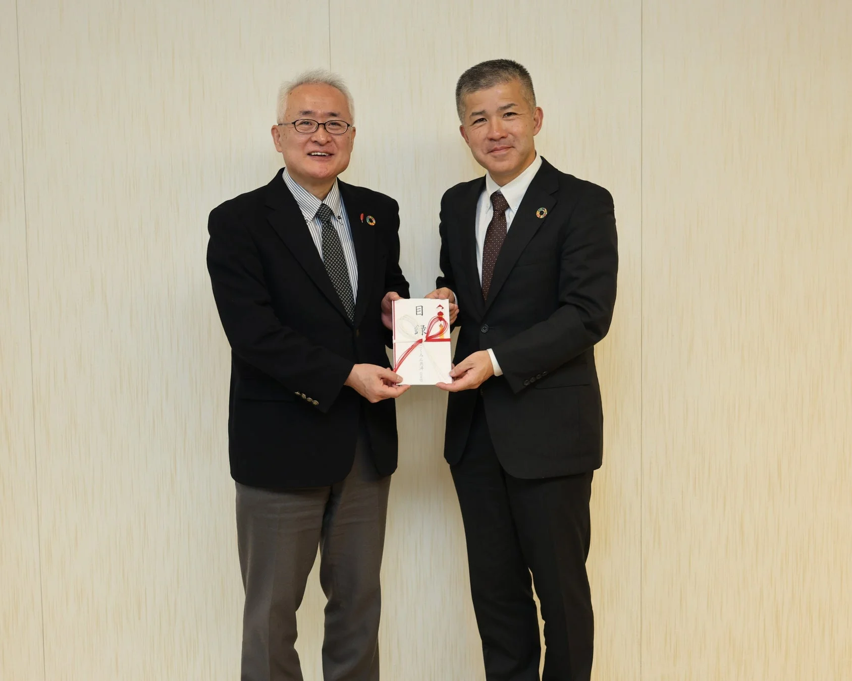 寄付金目録贈呈式（全国社会福祉協議会）