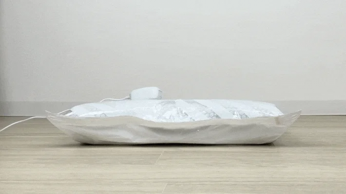 圧縮袋とポンプ