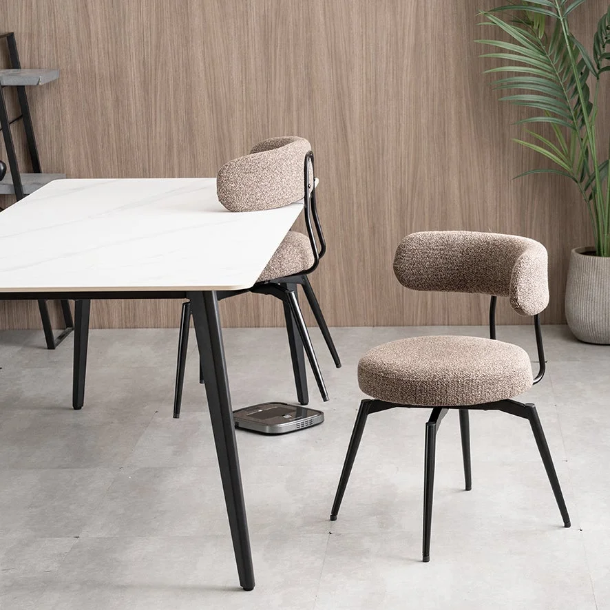 ファブリックタイプのダイニングルーム