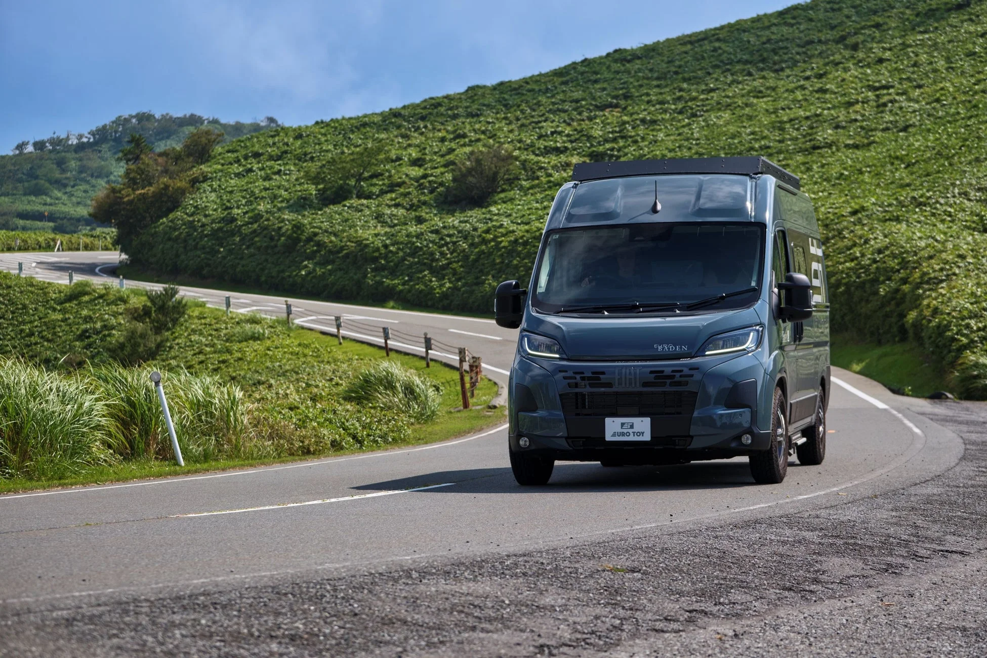 DA VINCIが走るワインディングロード