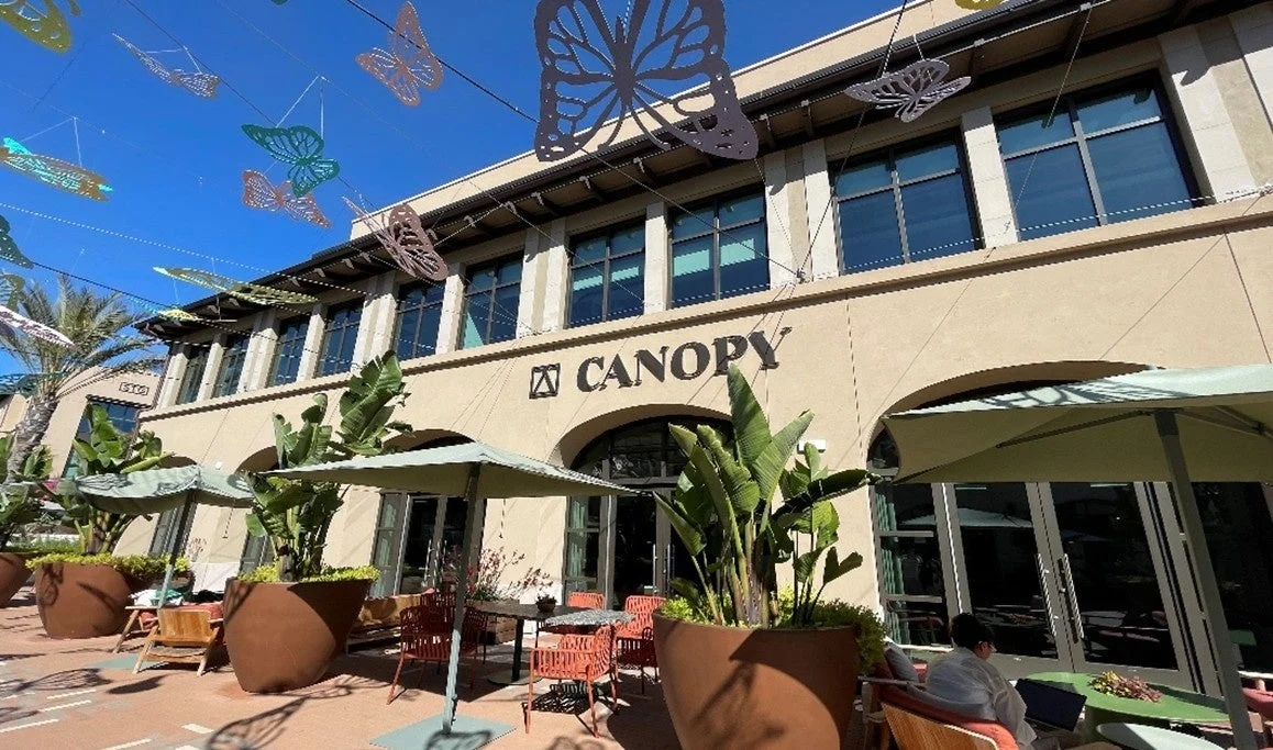 シリコンバレーのモダンな建物「CANOPY」