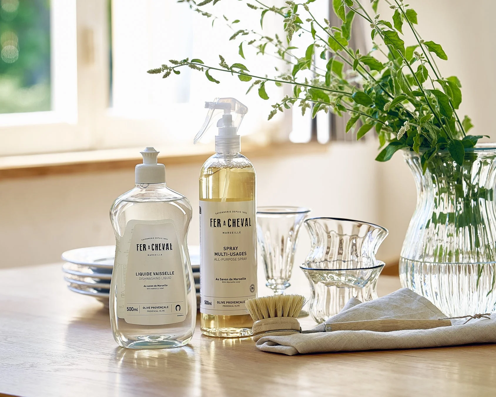 フェールシュヴァルの食器用洗剤と多目的スプレー