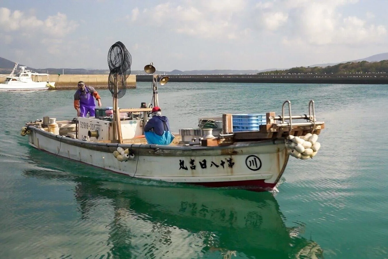 漁船,漁師,海,港,水面,船舶,日本,ボート,釣り,屋外,青空,穏やか,水産業