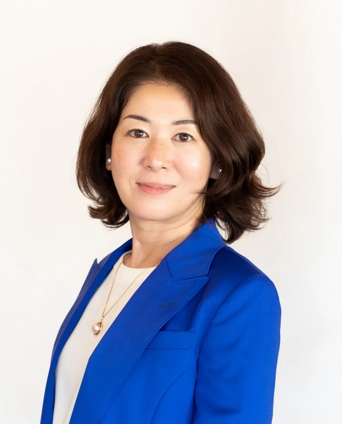 笑顔で写る女性のポートレート