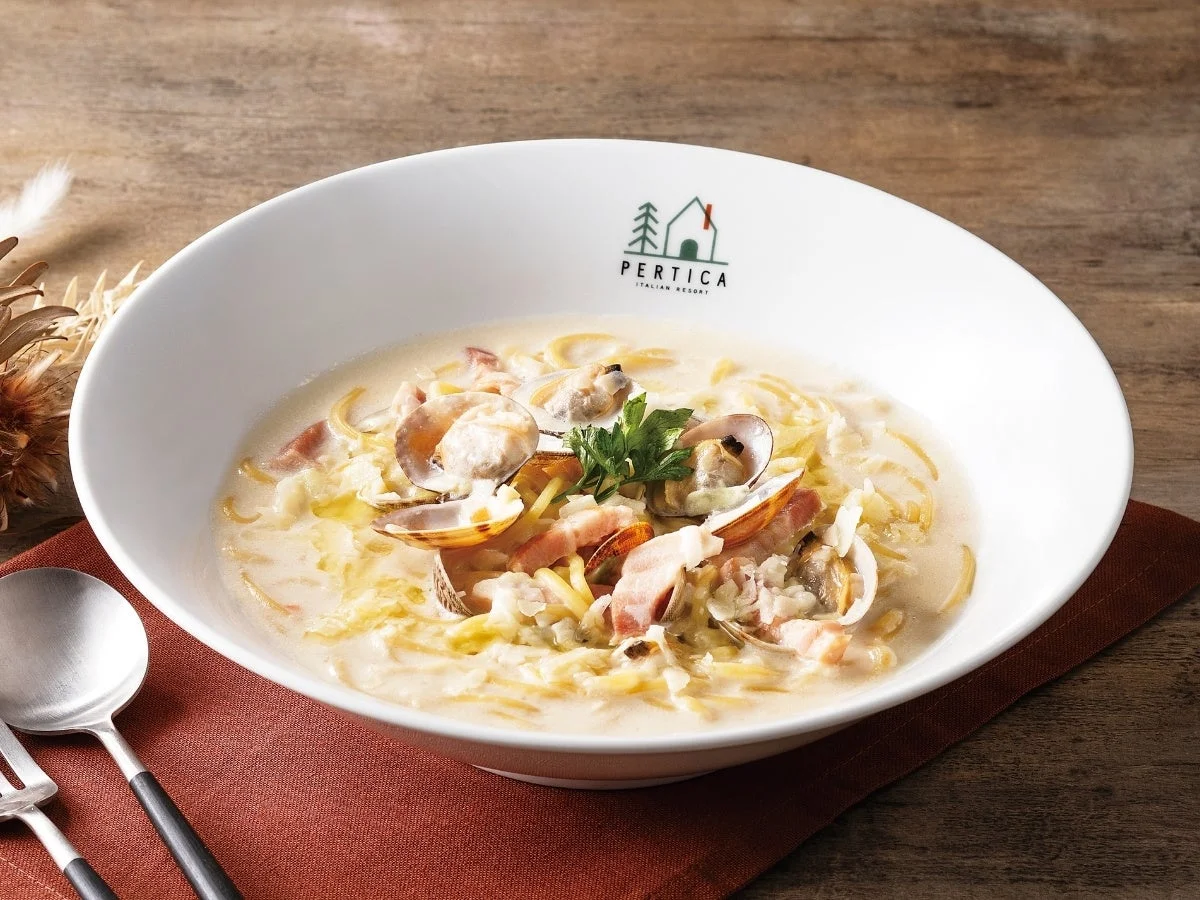 たっぷり殻付きあさりのクリームチャウダースープ