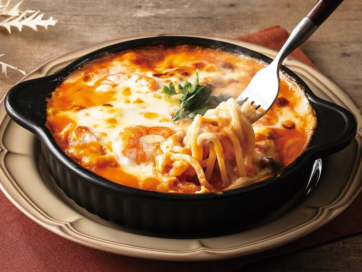 チーズ溢れる 魚介の熱々パスタグラタン