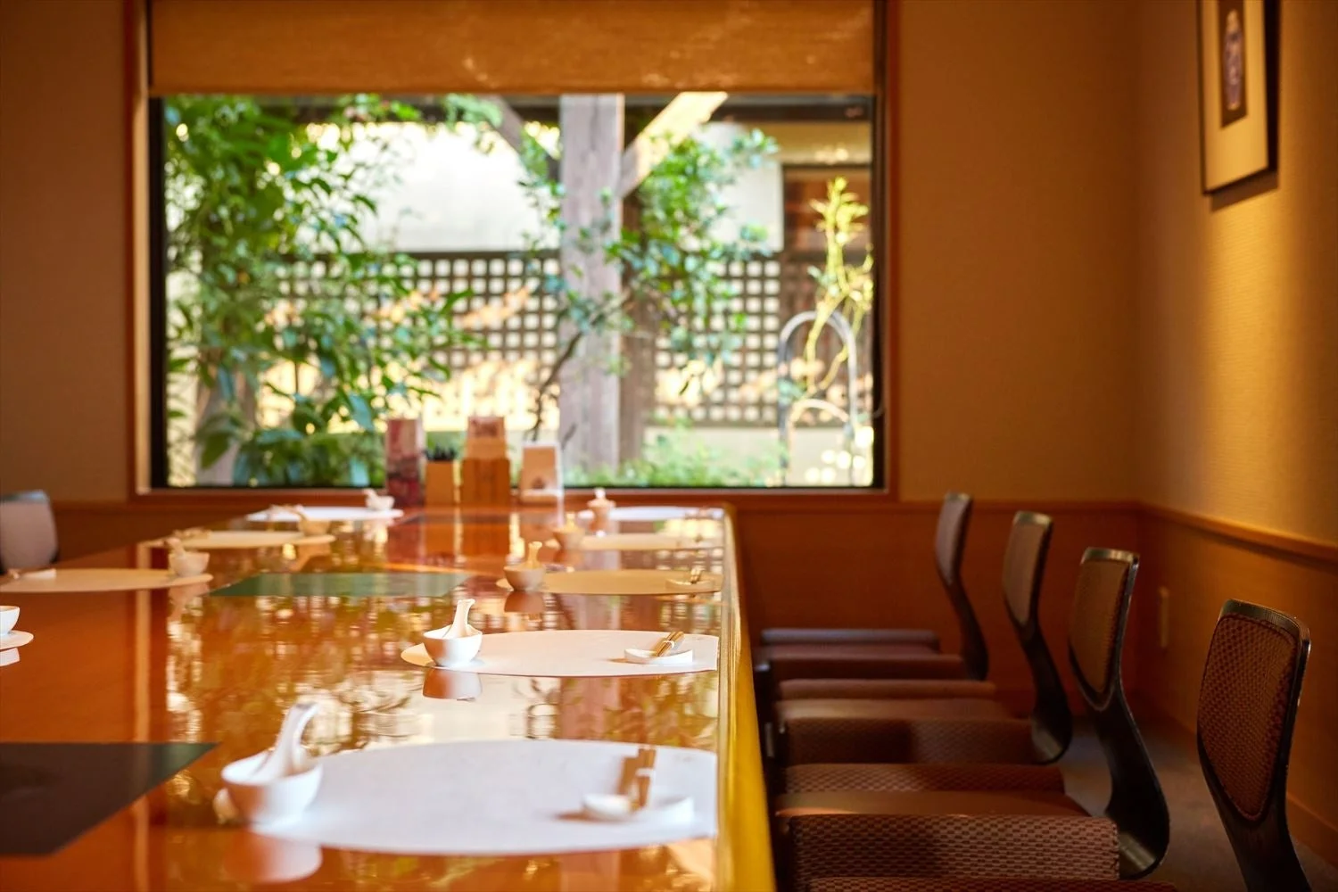 チャイナ梅の花 カウンター