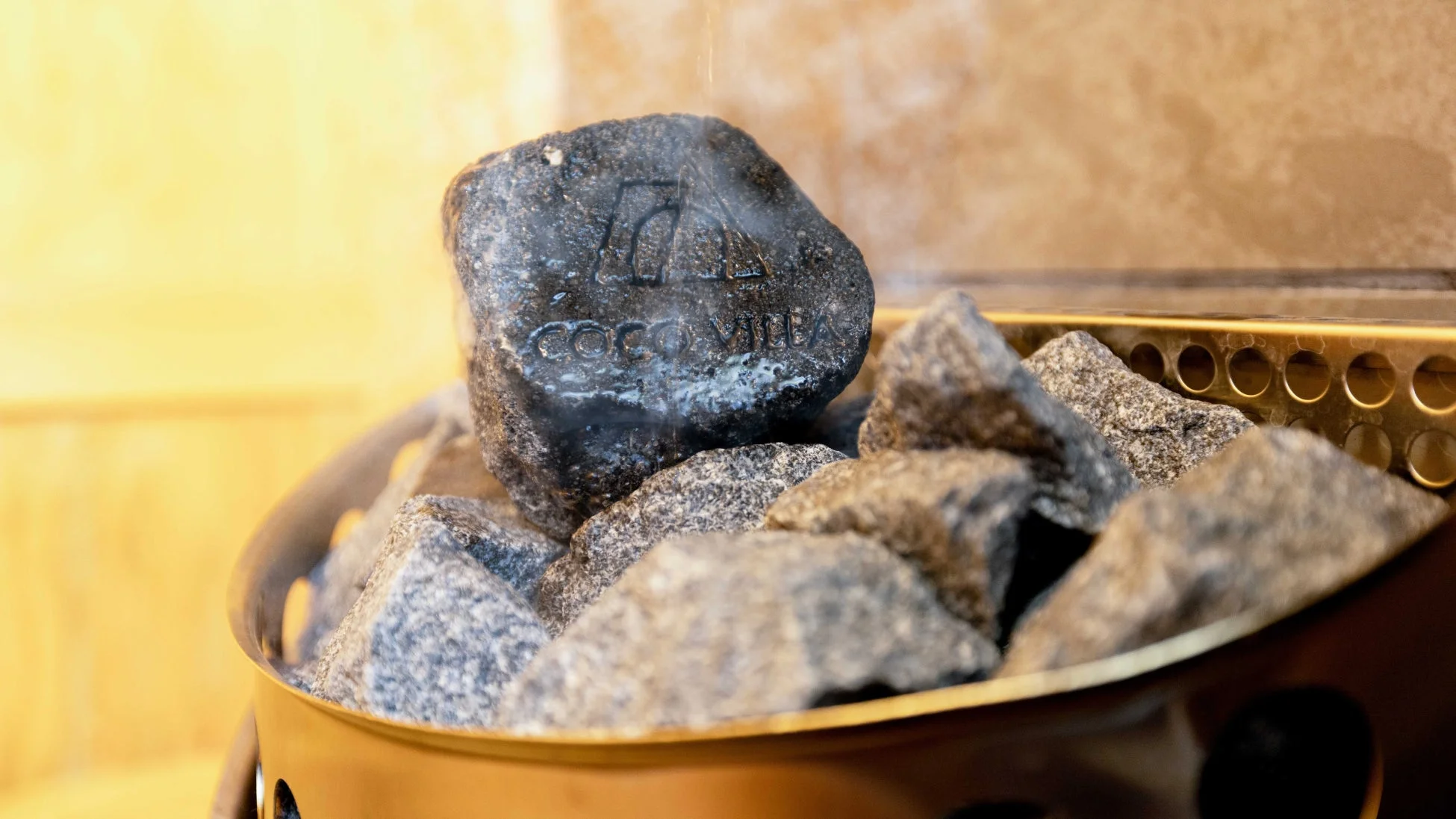 サウナストーブ