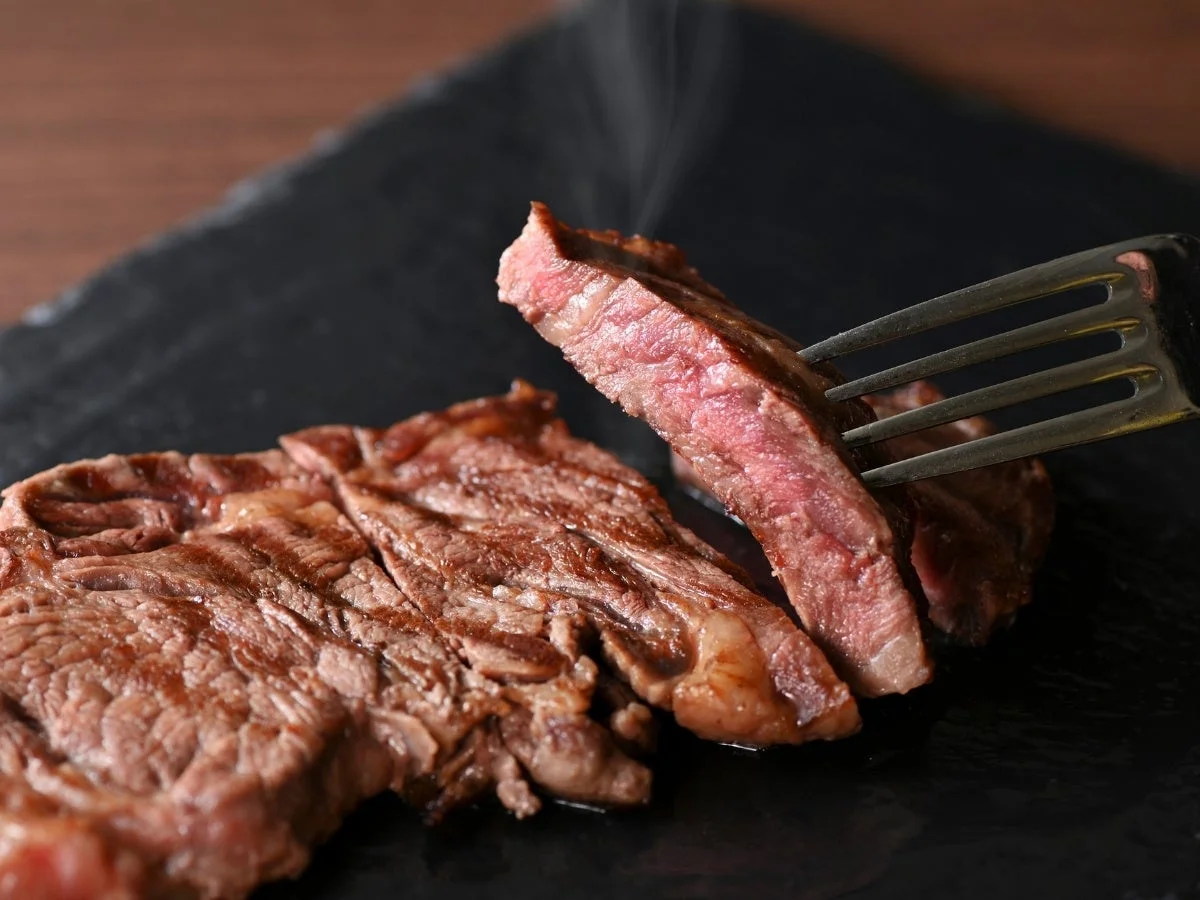 ジューシーなステーキ