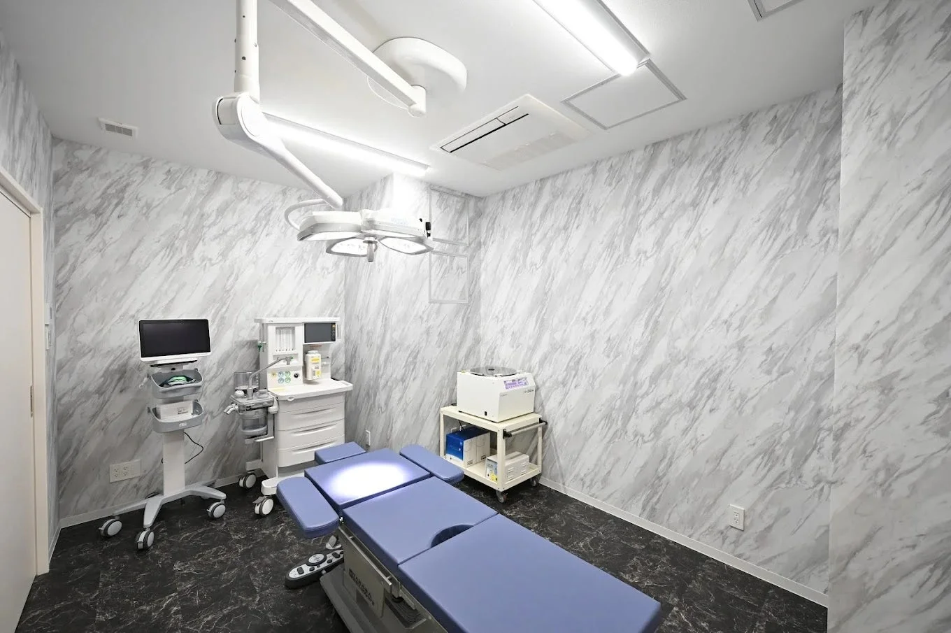 豊洲内科・糖尿病/形成・美容外科クリニック