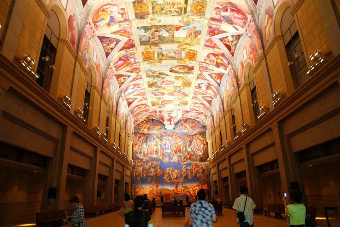 大塚国際美術館を思わせる空間