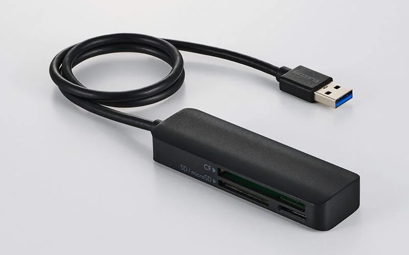 エレコム製マルチカードリーダー