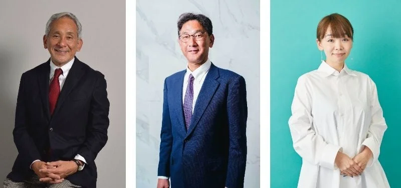 3人のビジネスパーソンが並んだプロフェッショナルなポートレート