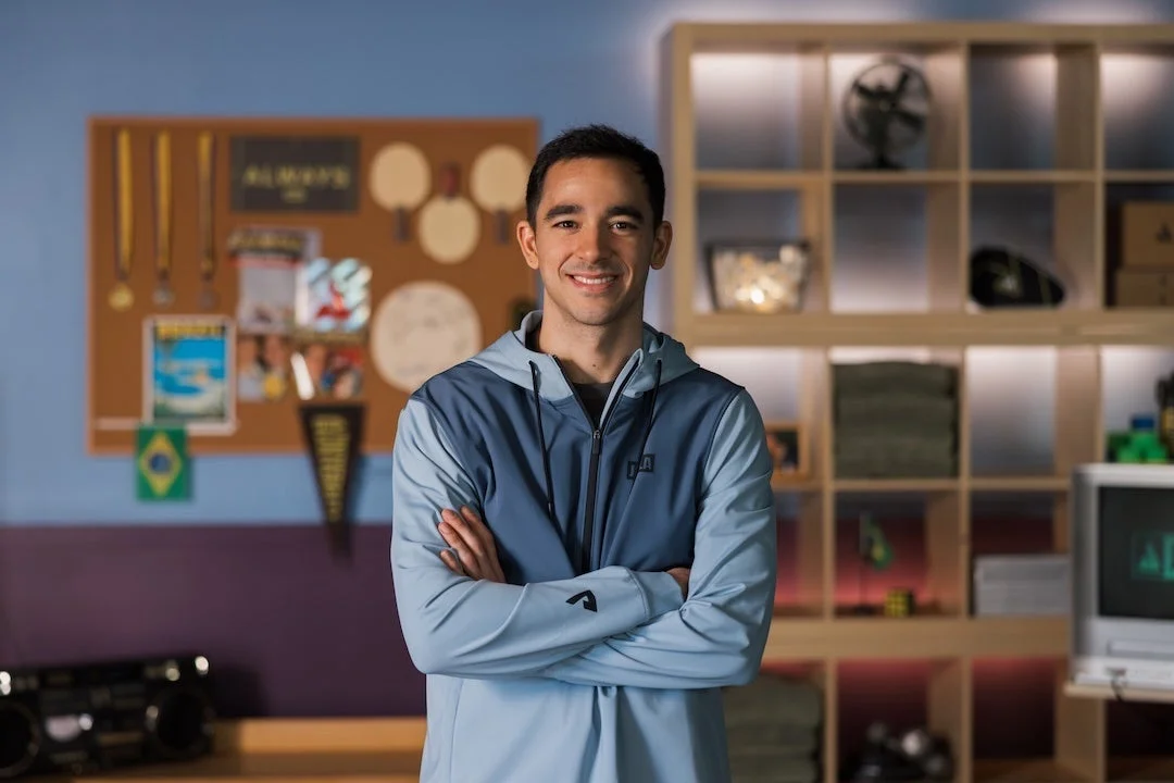 カジュアルな服装のウーゴ・カルデラノ選手