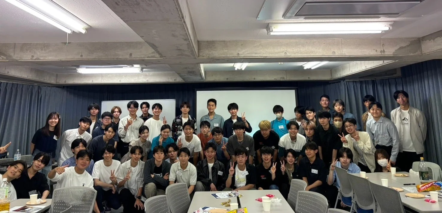 運営メンバーの集合写真イメージ