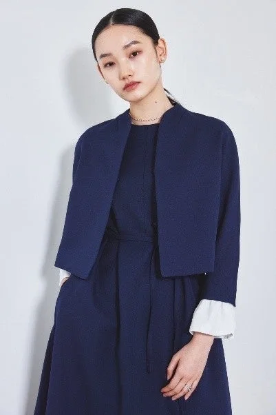 ネイビーのフォーマルウェア