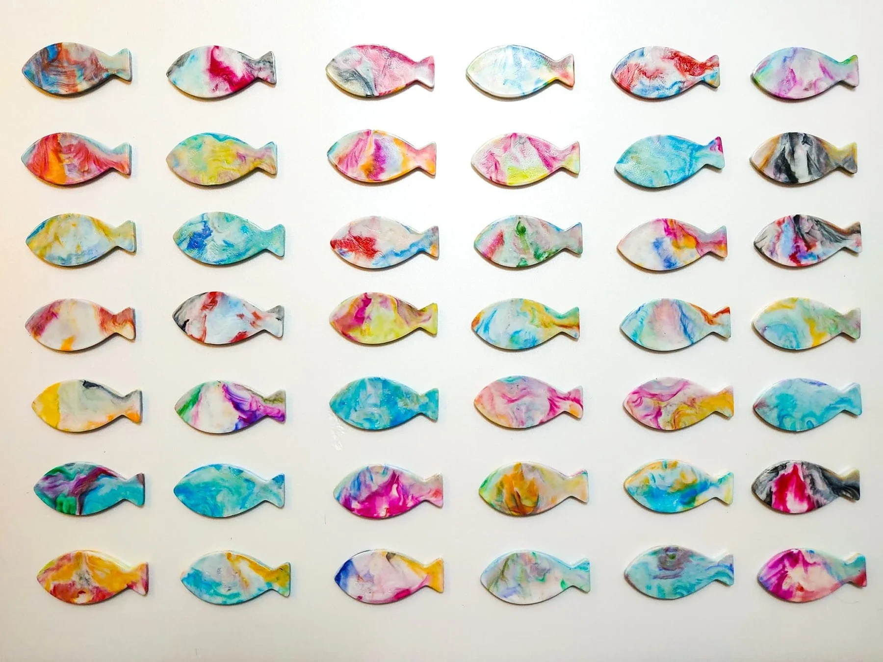 制作された魚のオブジェ