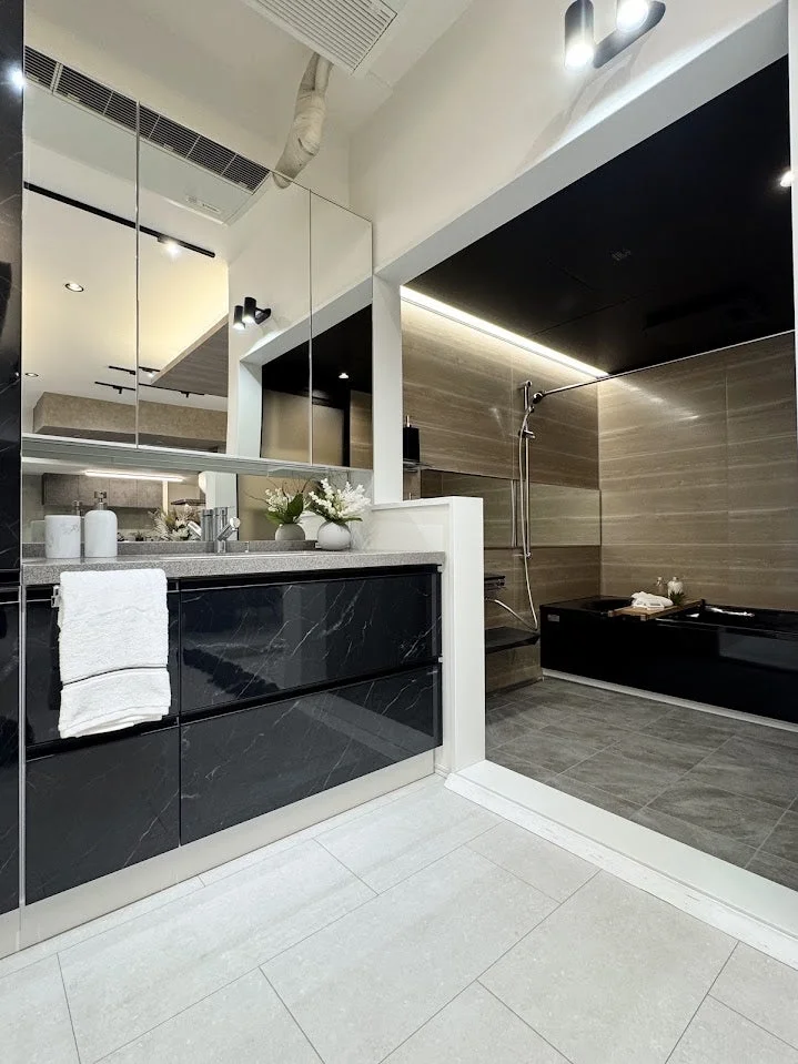 モダンなバスルーム